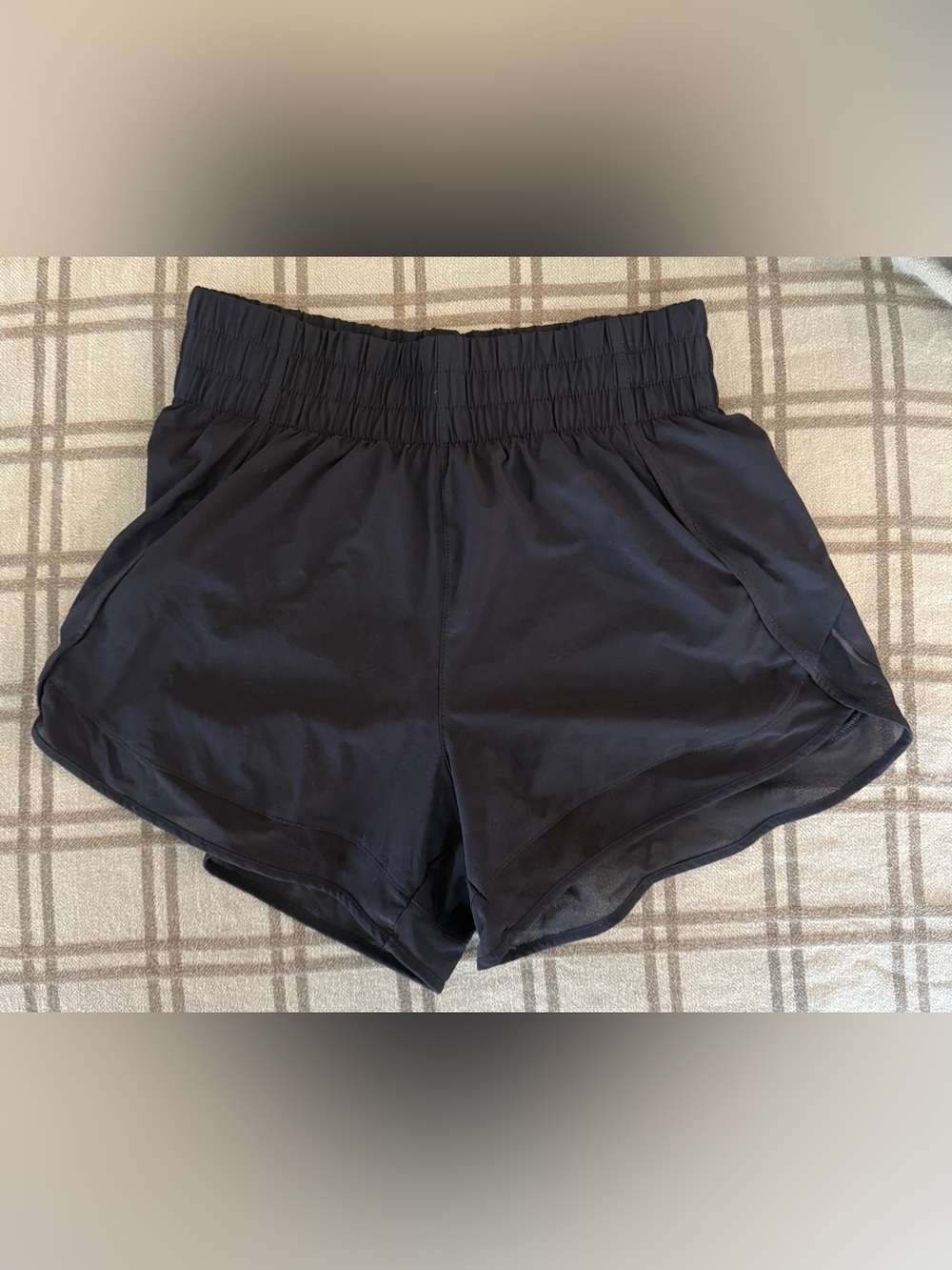 Athleta Black HIGH RISE MESH RACER RUN 3" SHORT - XS